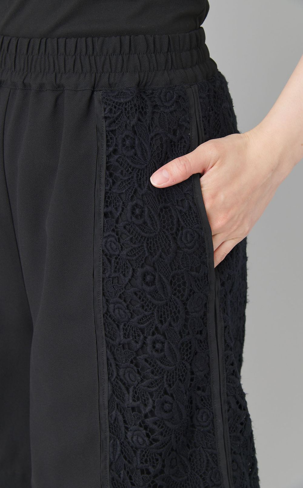 【roop】レースハーフパンツ