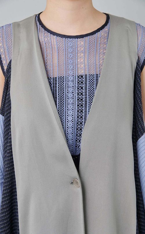 【roop】ノーカラーアームレスニットカーデ