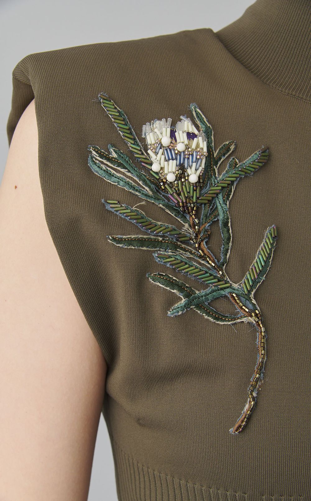 【roop】Adapt ニットミニマムトップス