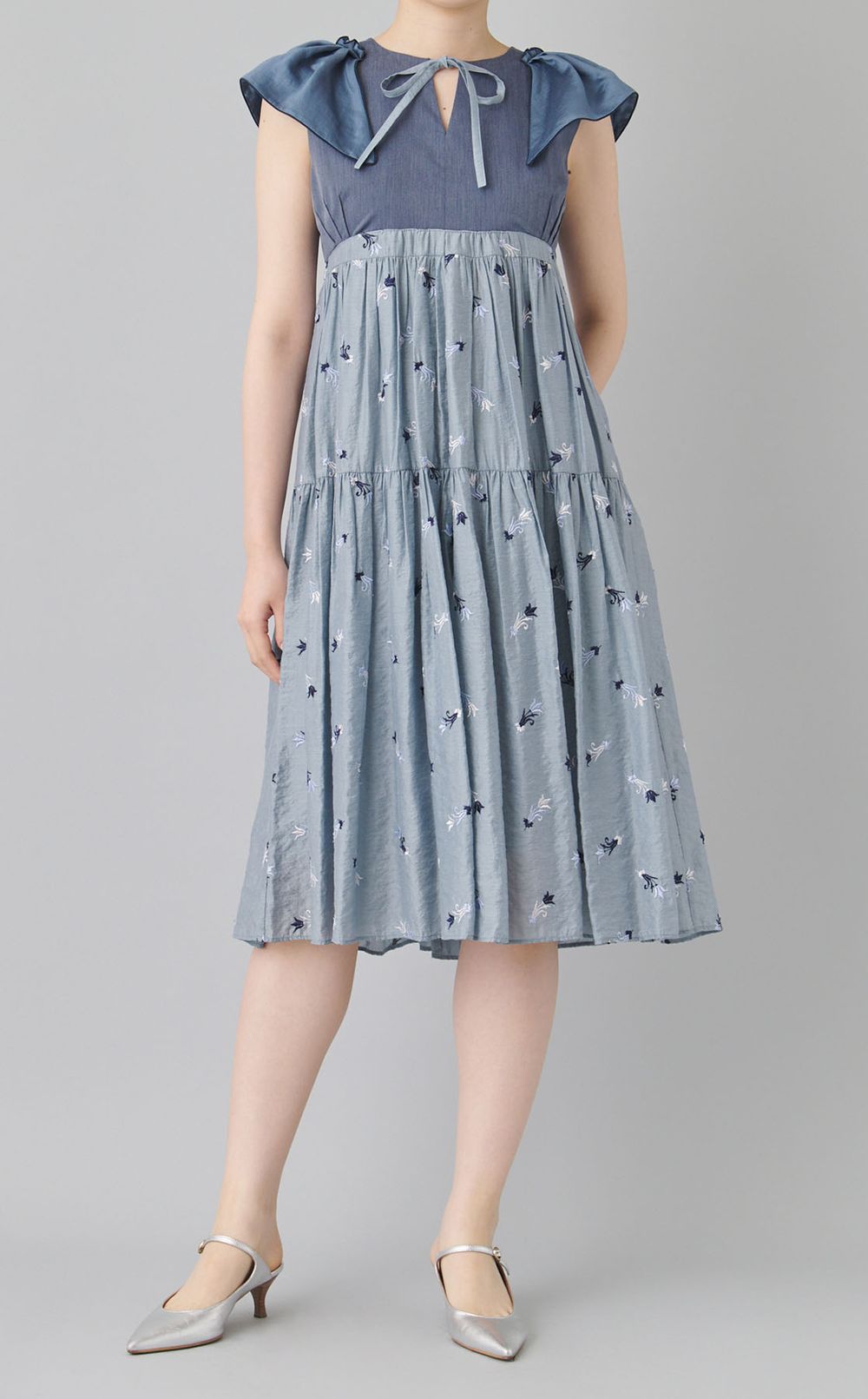 【roop】ノースリーブワンピース