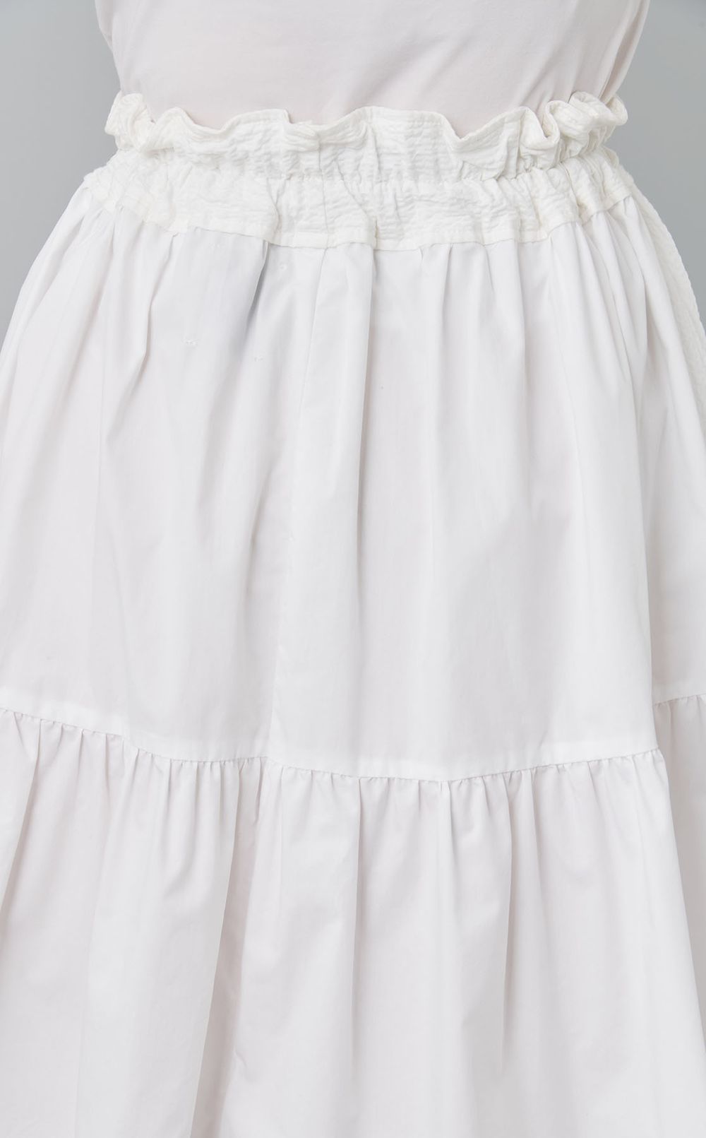 【roop】純白スカート