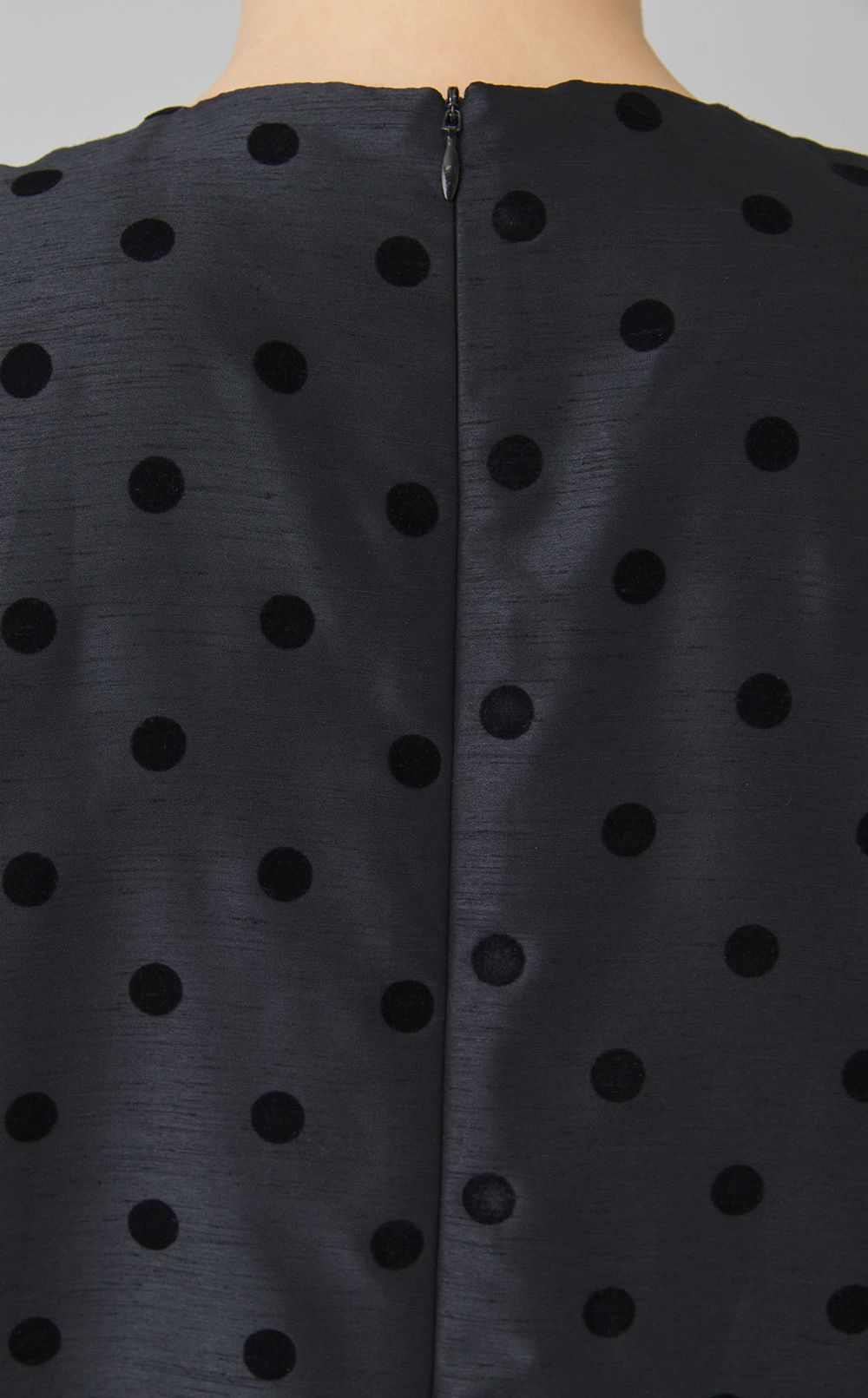 【roop】裾ギャザーワンピース