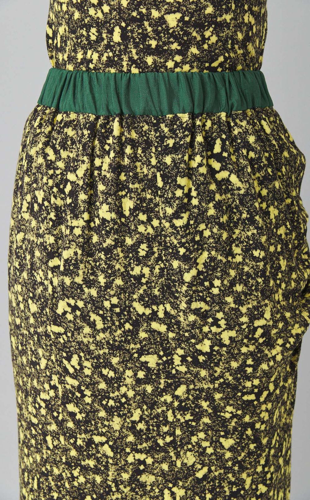 【roop】スリットレイヤードスカート