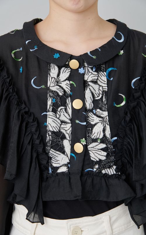 【roop】３ボタンフリルブラウス