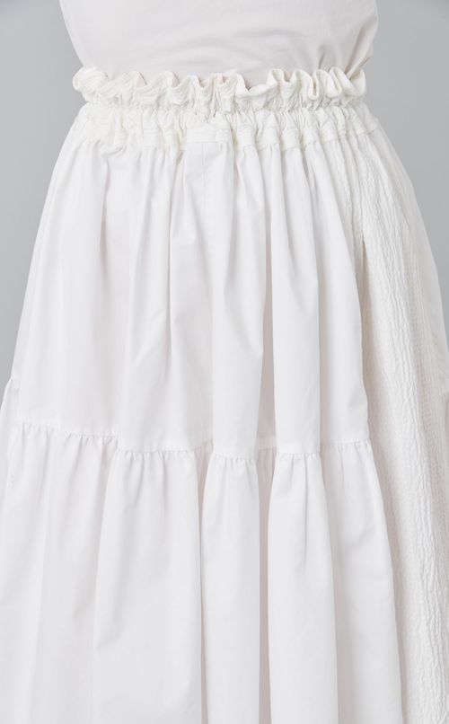 【roop】純白スカート