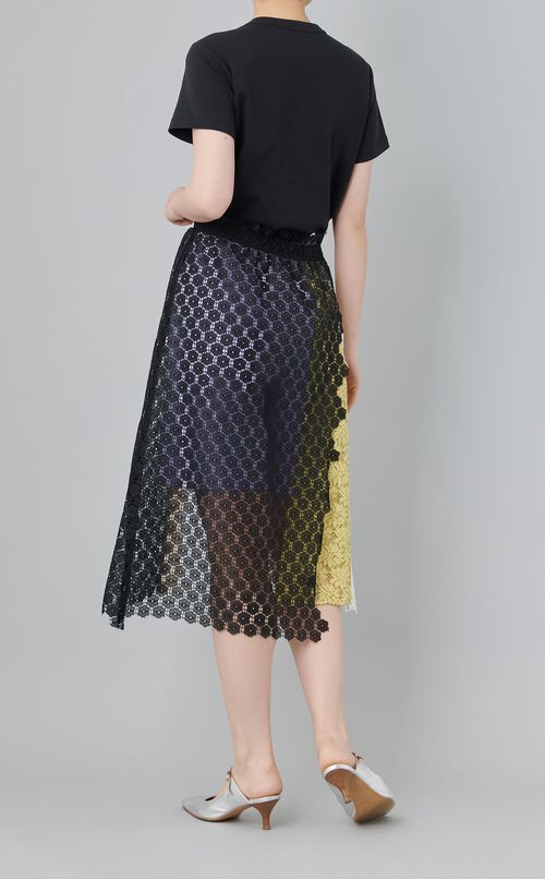 【roop】レースエプロン付きショートパンツ