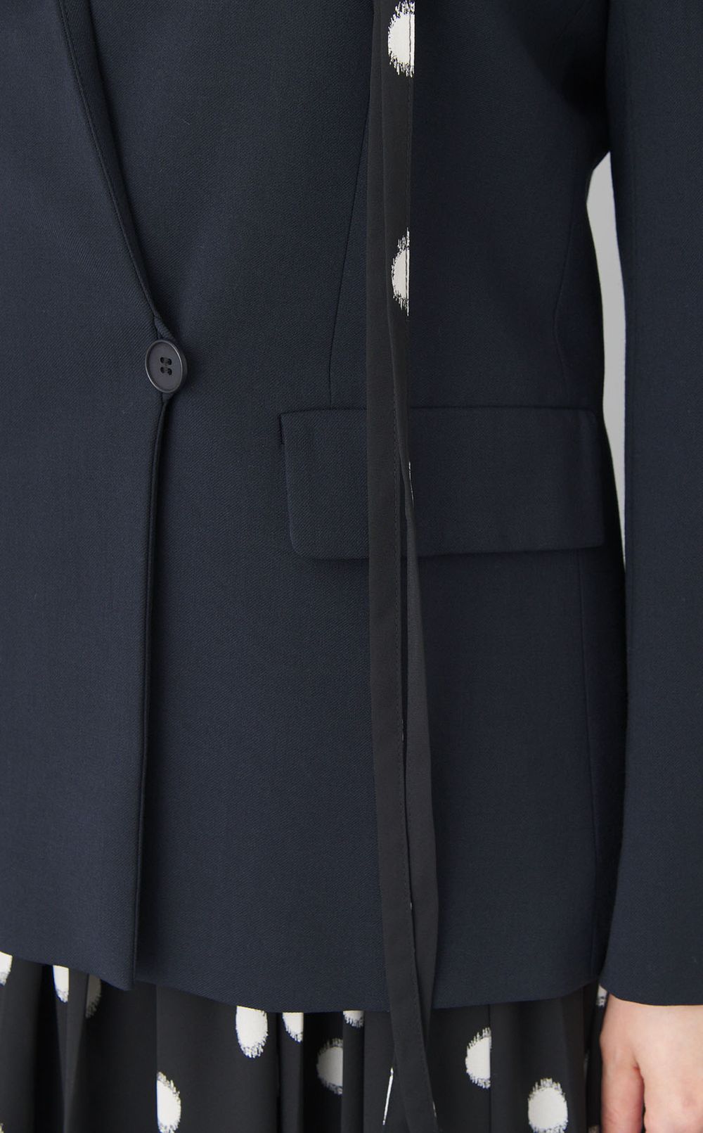 【roop】つけ襟風リボンジャケット