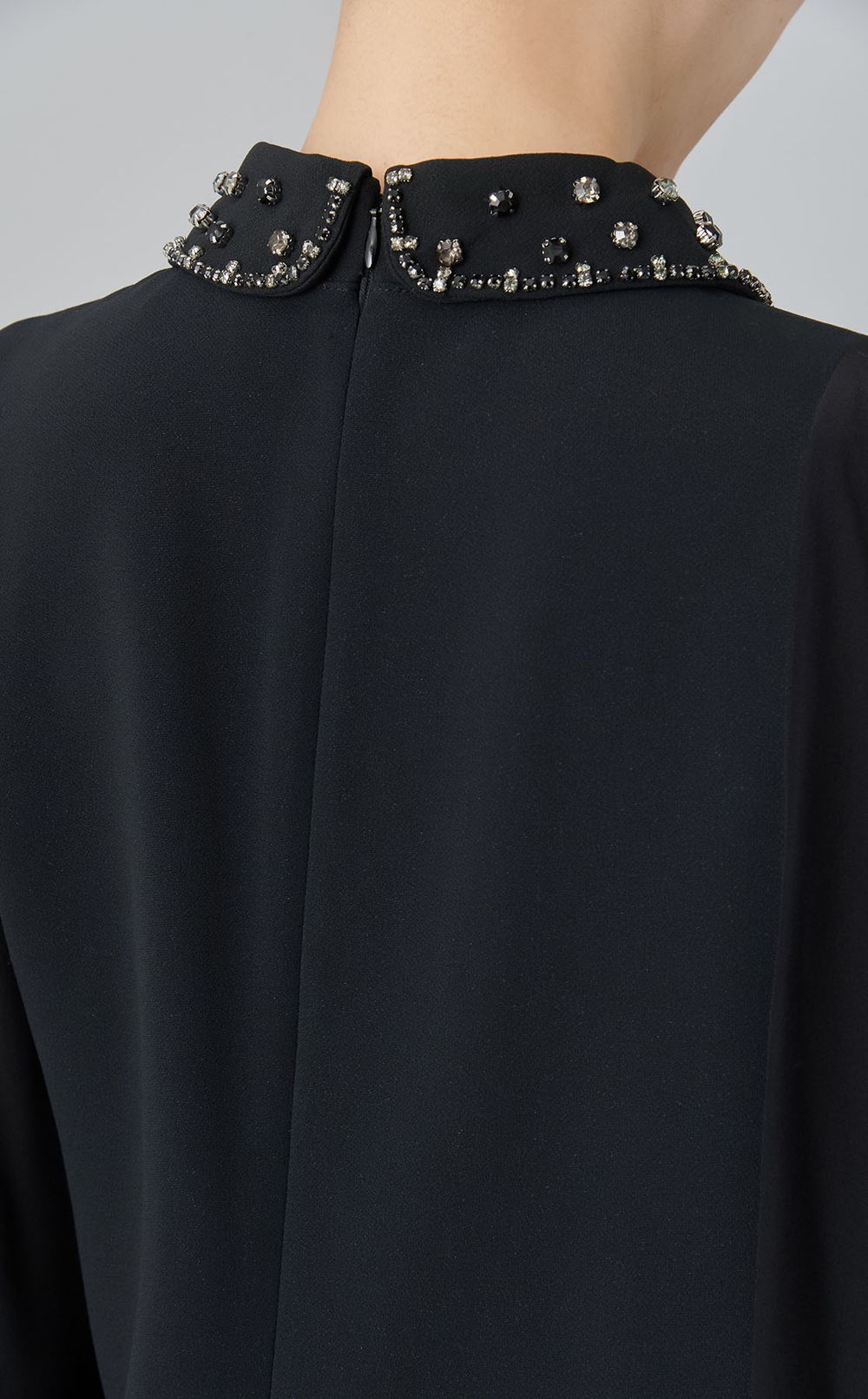 【roop】ドッキングビジューブラウス