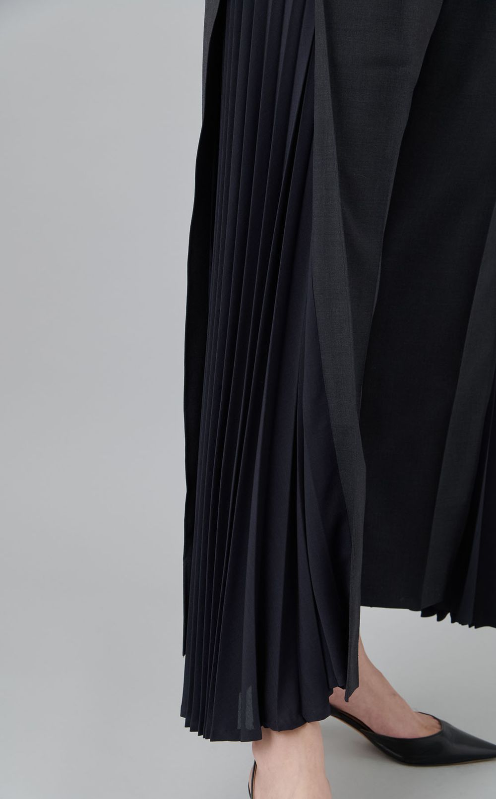 【roop】サイドプリーツパンツ