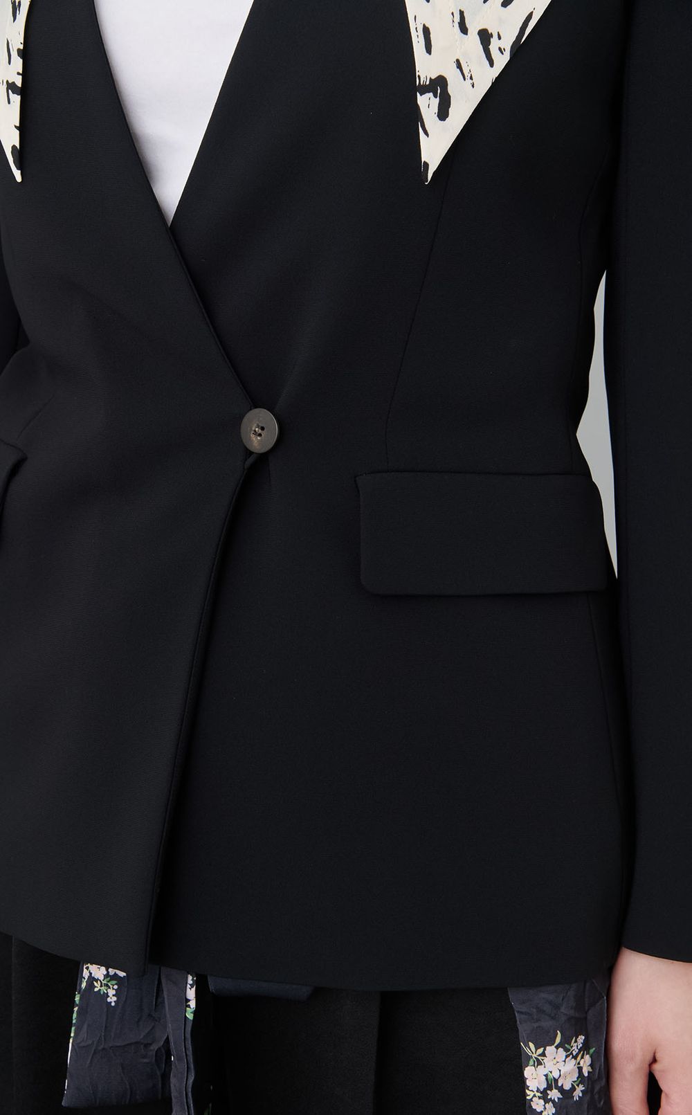 【roop】つけ襟風ジャケット