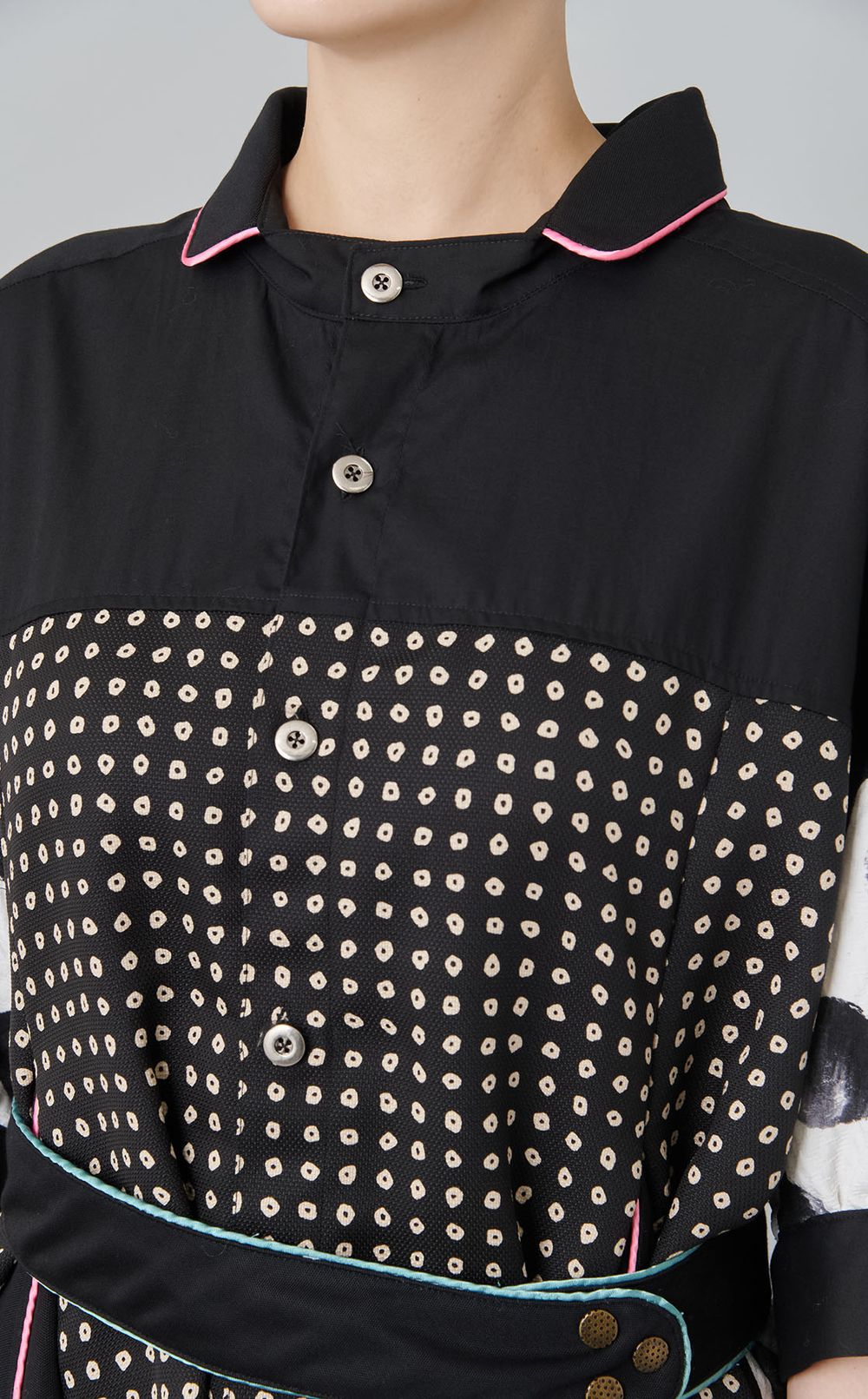 【roop】マチキリカエシャツ