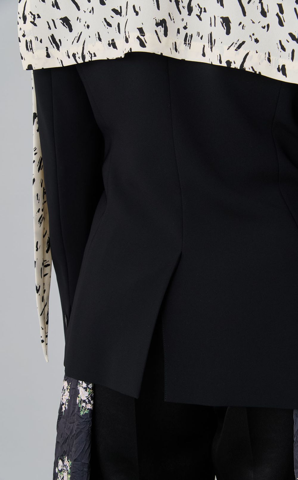 【roop】つけ襟風ジャケット