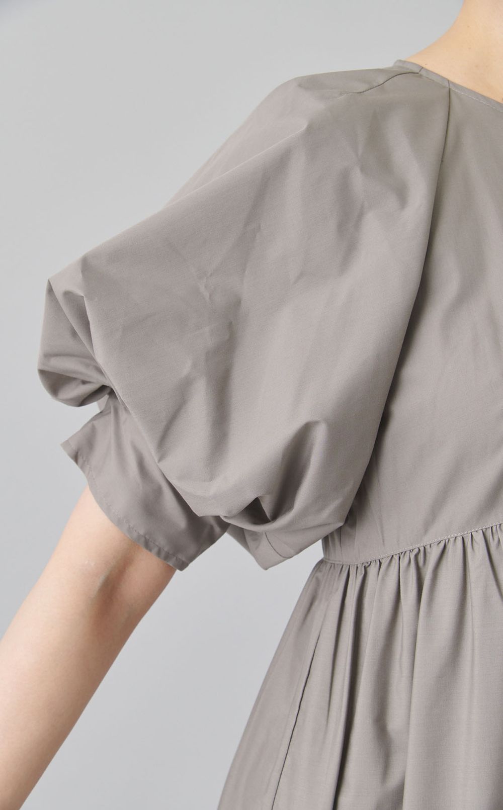 センタージップティアードワンピース