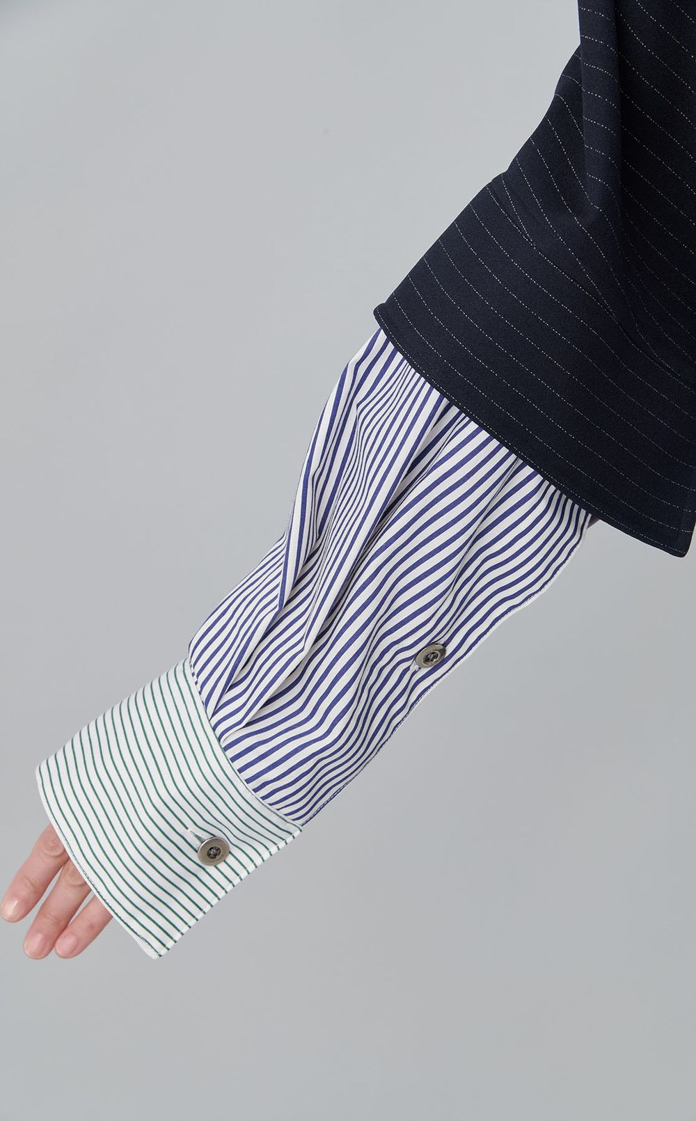 【roop】フロントプリーツシャツ