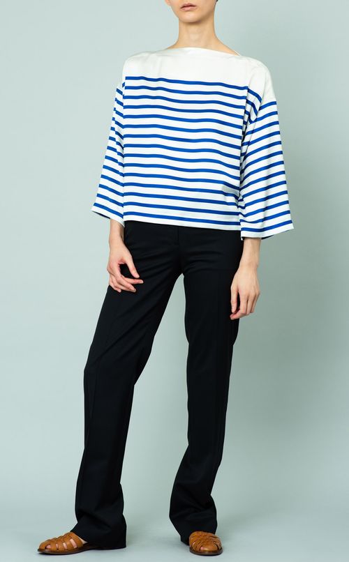 サテンボーダーブラウス