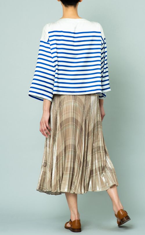 サテンボーダーブラウス