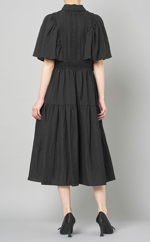 ストライプレースティアードワンピース