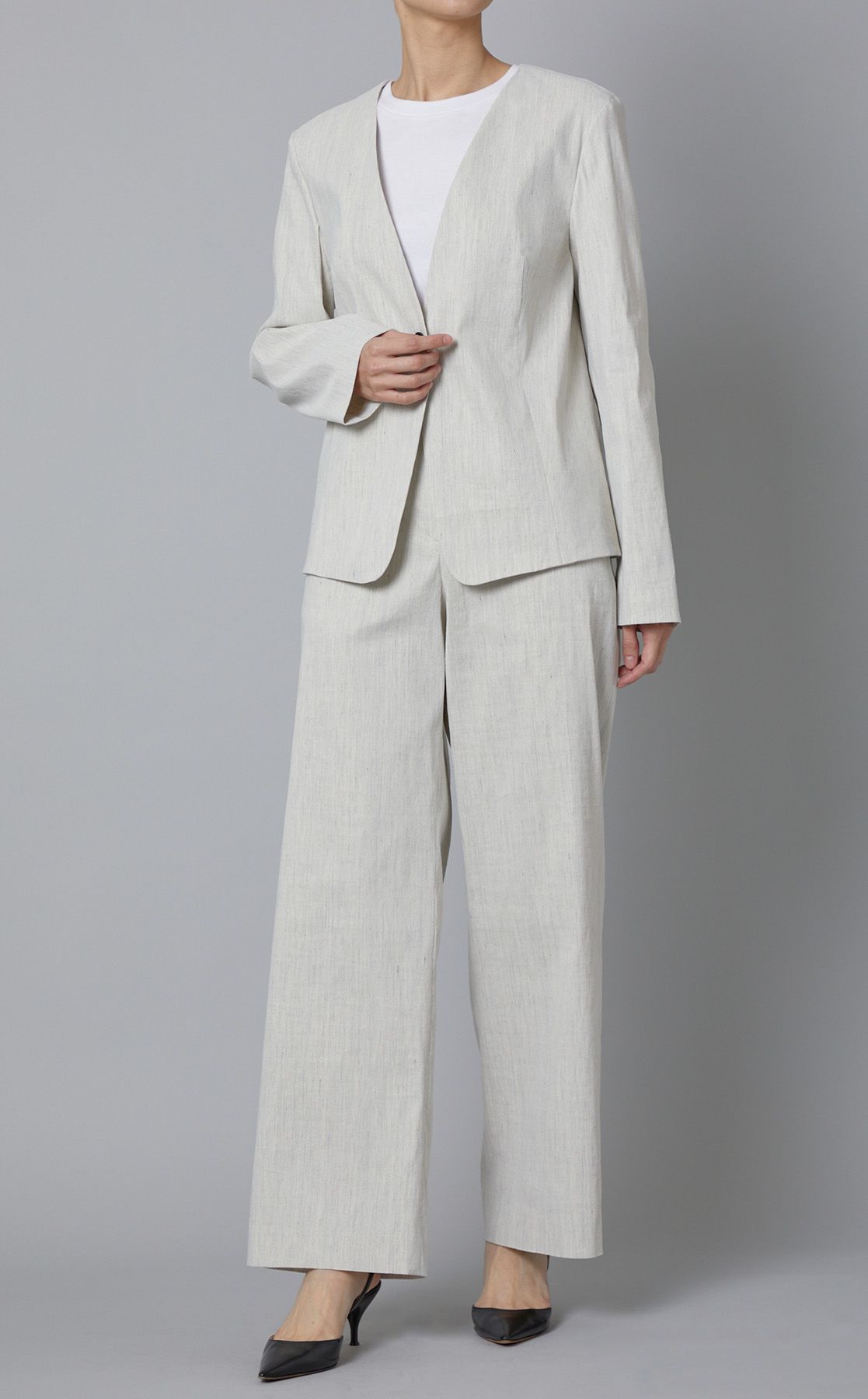 MUSE DEUXIEMECLASSE コンチネンタルリネンノーカラージャケット Deuxieme Classe（ドゥーズィエムクラス）の「コンチネンタルリネン