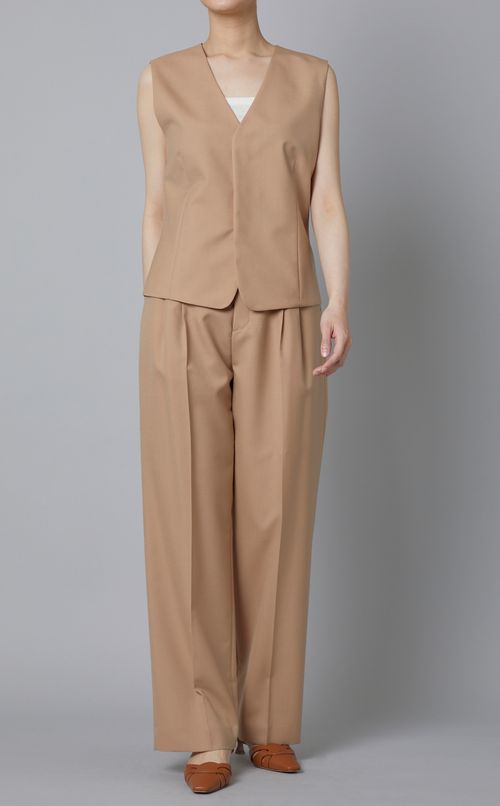 コンパクトショートベスト