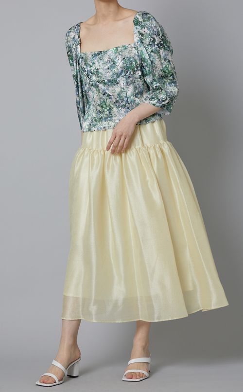 シャイニーギャザーフレアスカート