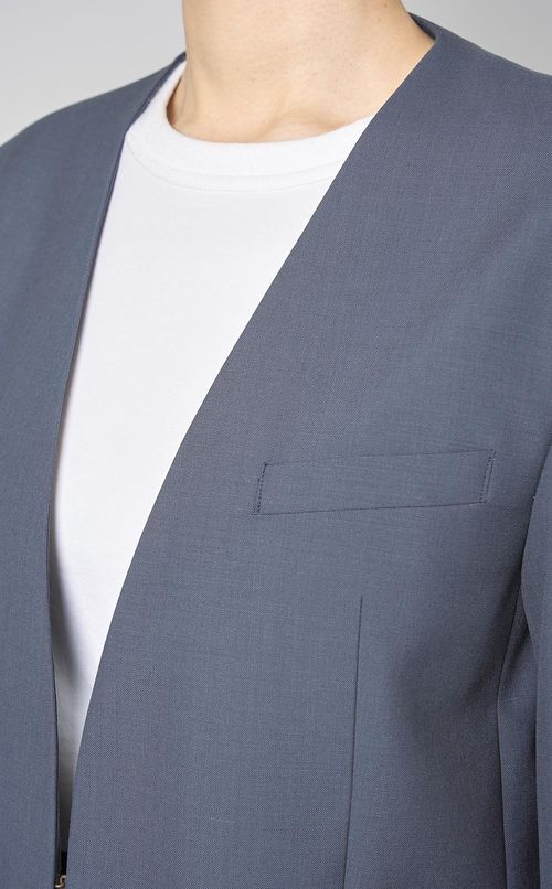 カラーレスVネックジャケット