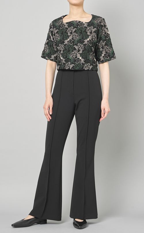 フラワーエンブロイダリープルオーバー