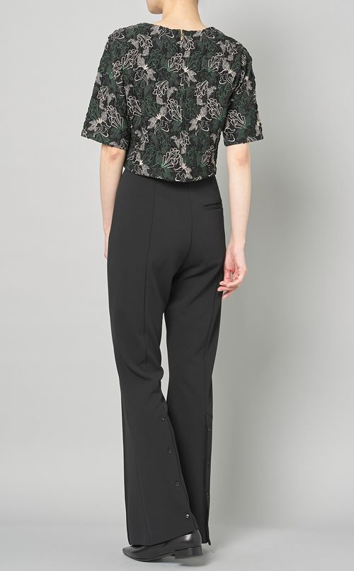 フラワーエンブロイダリープルオーバー