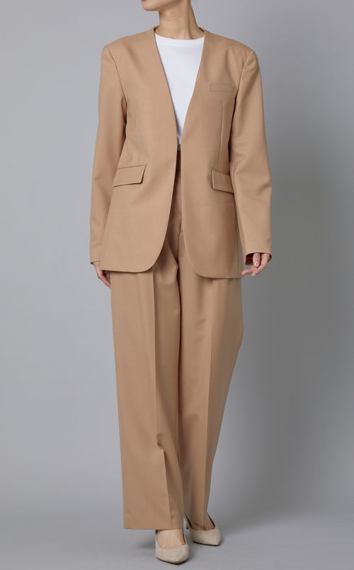 カラーレスVネックジャケット