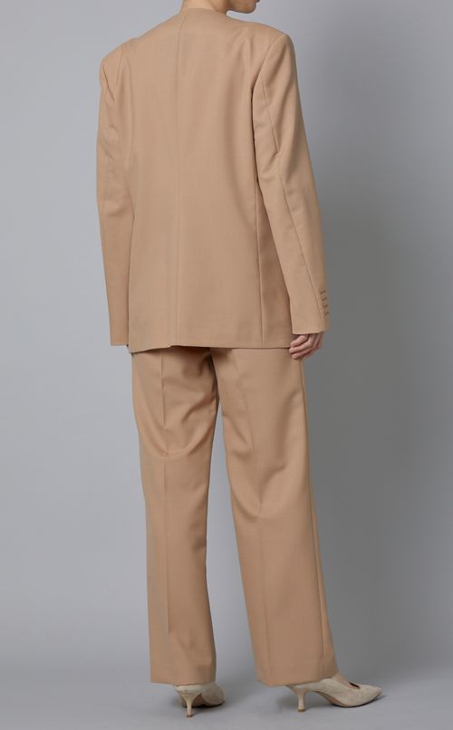 カラーレスVネックジャケット