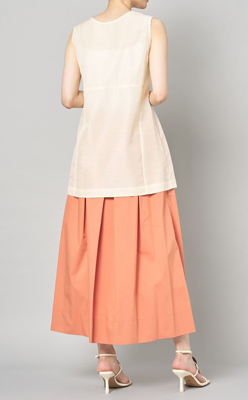 スリーブレスVネックブラウス