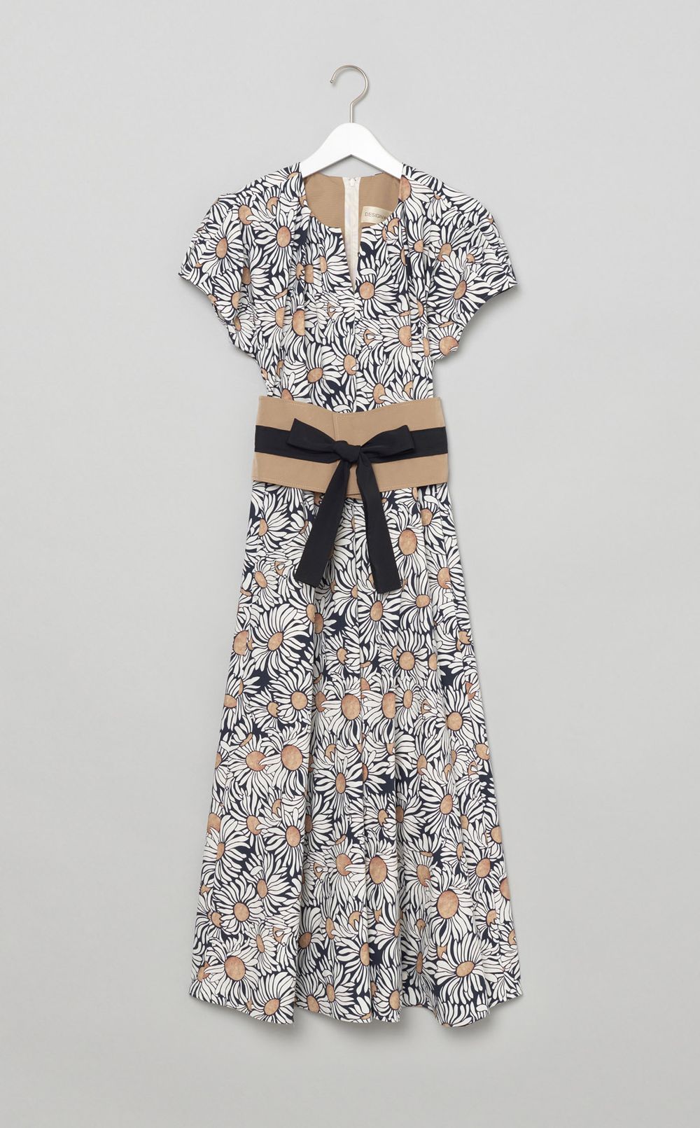 ベルト付フラワープリントワンピース