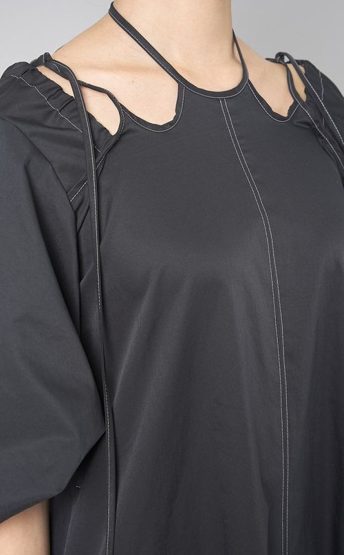 ホルターネックリボンマキシワンピース