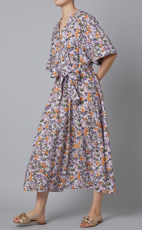 フラワープリントベルテッドワンピース