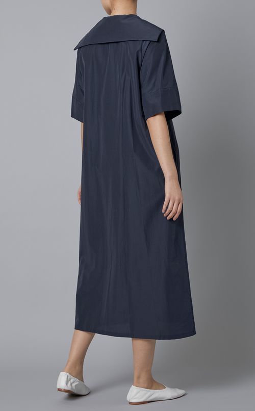 セーラーカラーワンピース