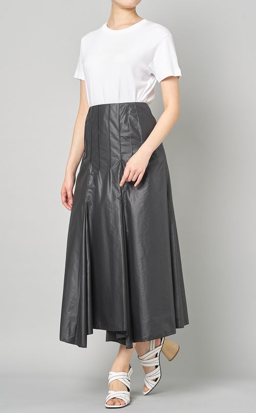 タフタヘムラインスカート