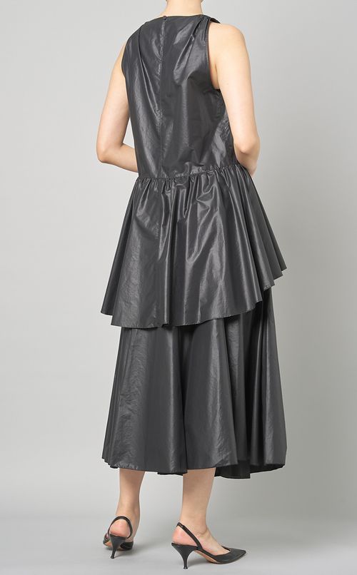 タフタノースリーブブラウス