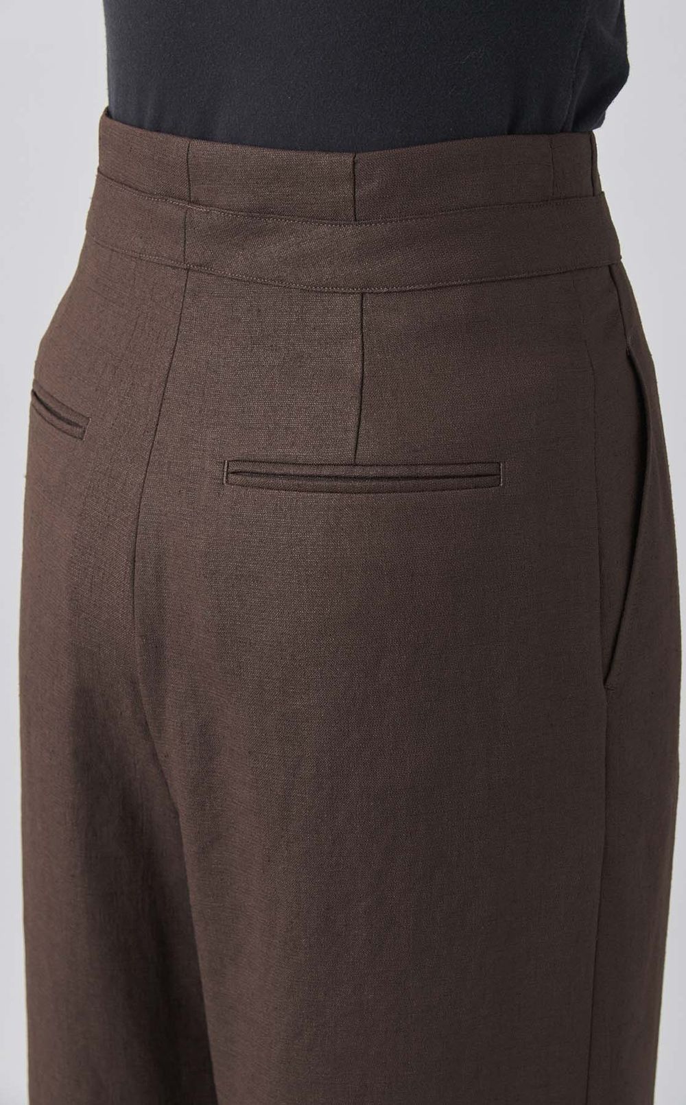 アシンメトリーデザインワイドパンツ