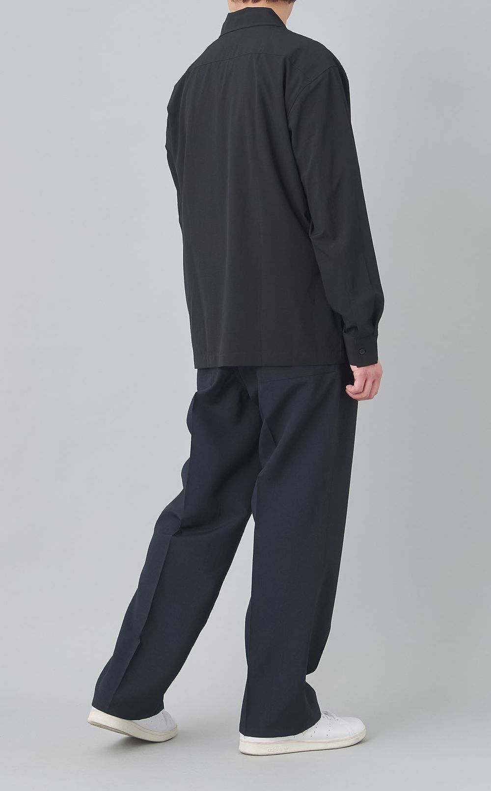 オープンカラーシャツ