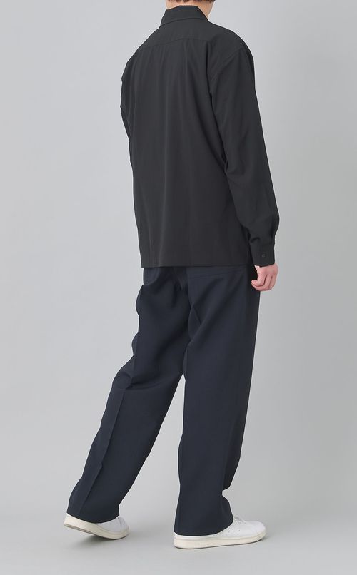 オープンカラーシャツ