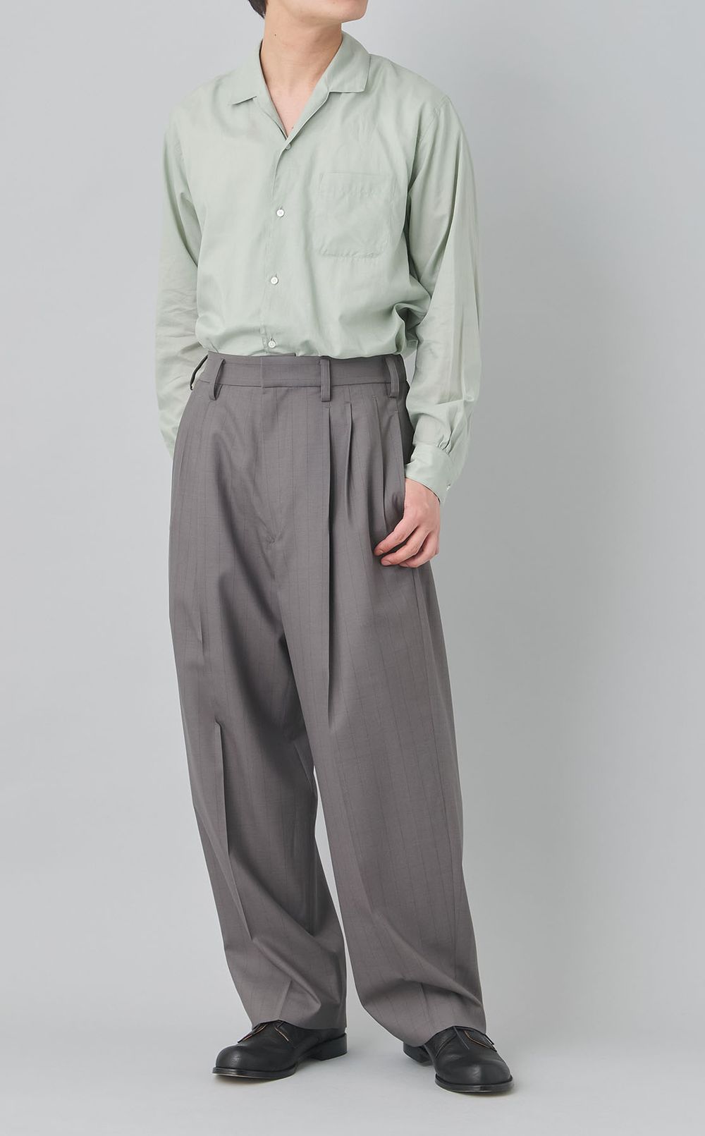 3タックワイドテーパードパンツ