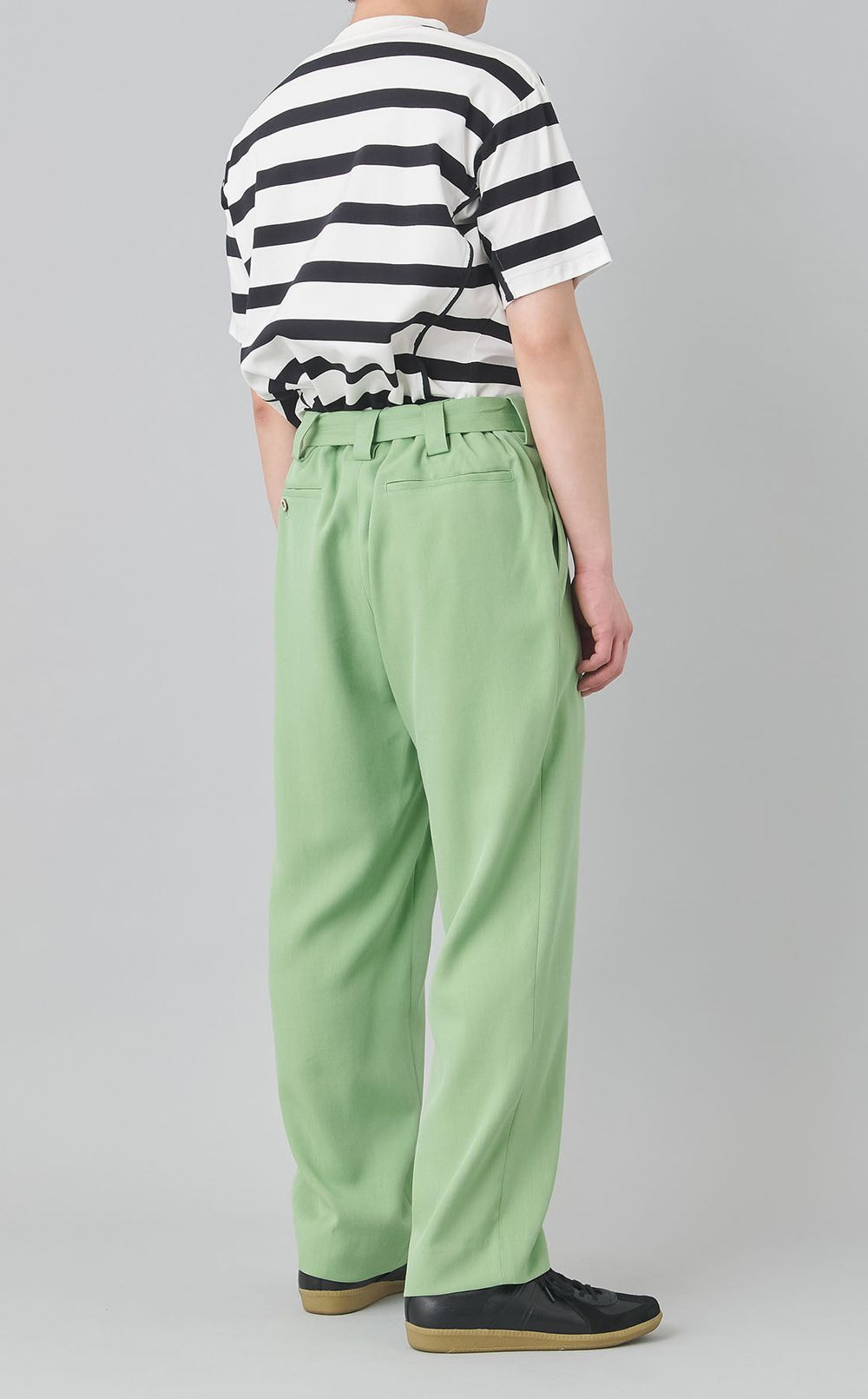 1タックベルトパンツ