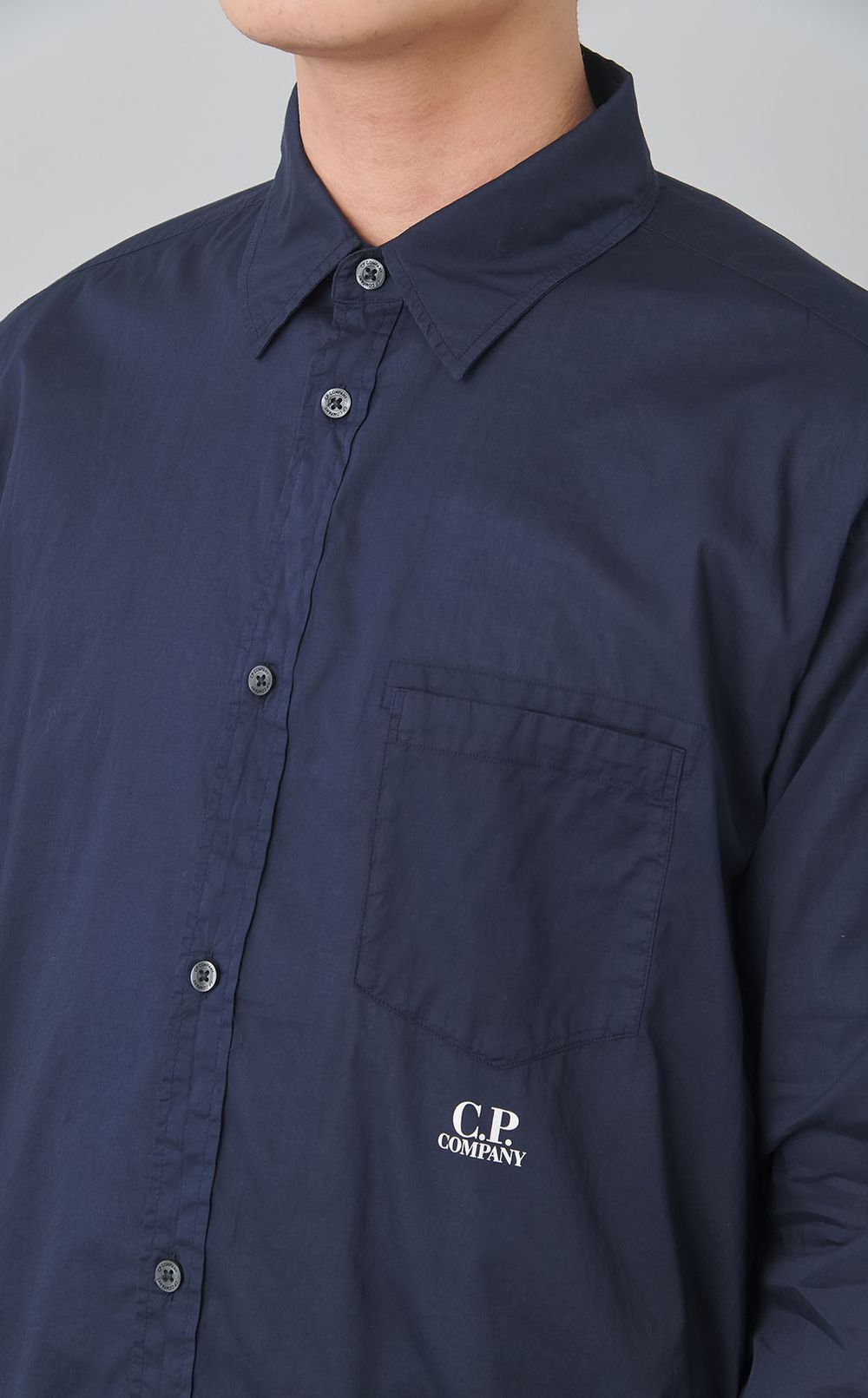 レギュラーカラーライトシャツ