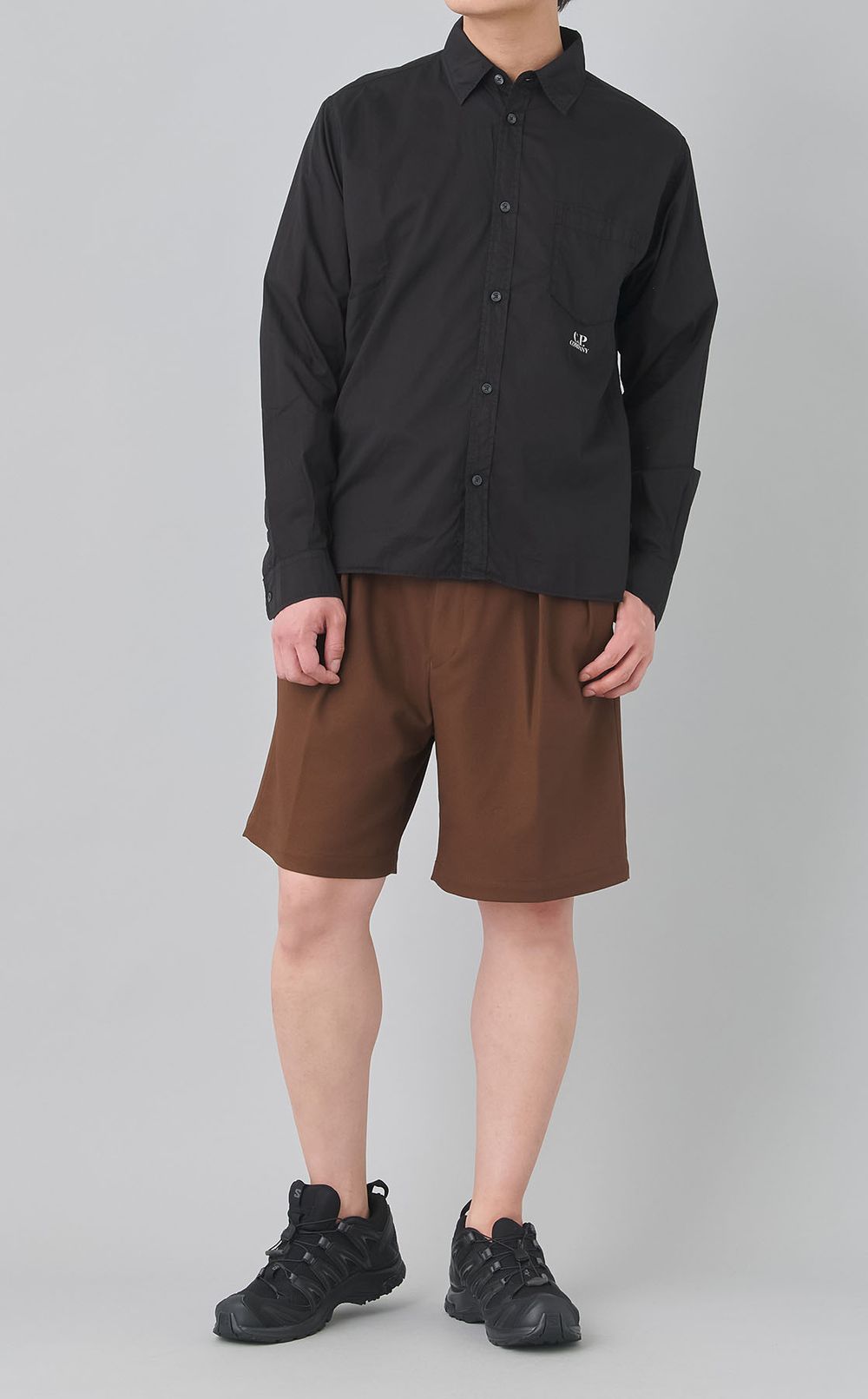 レギュラーカラーライトシャツ