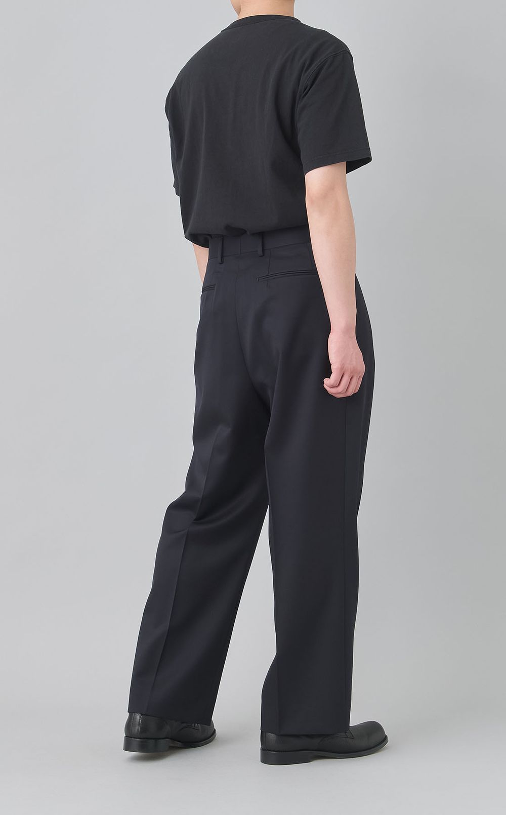 ウールギャバジン2タックワイドパンツ