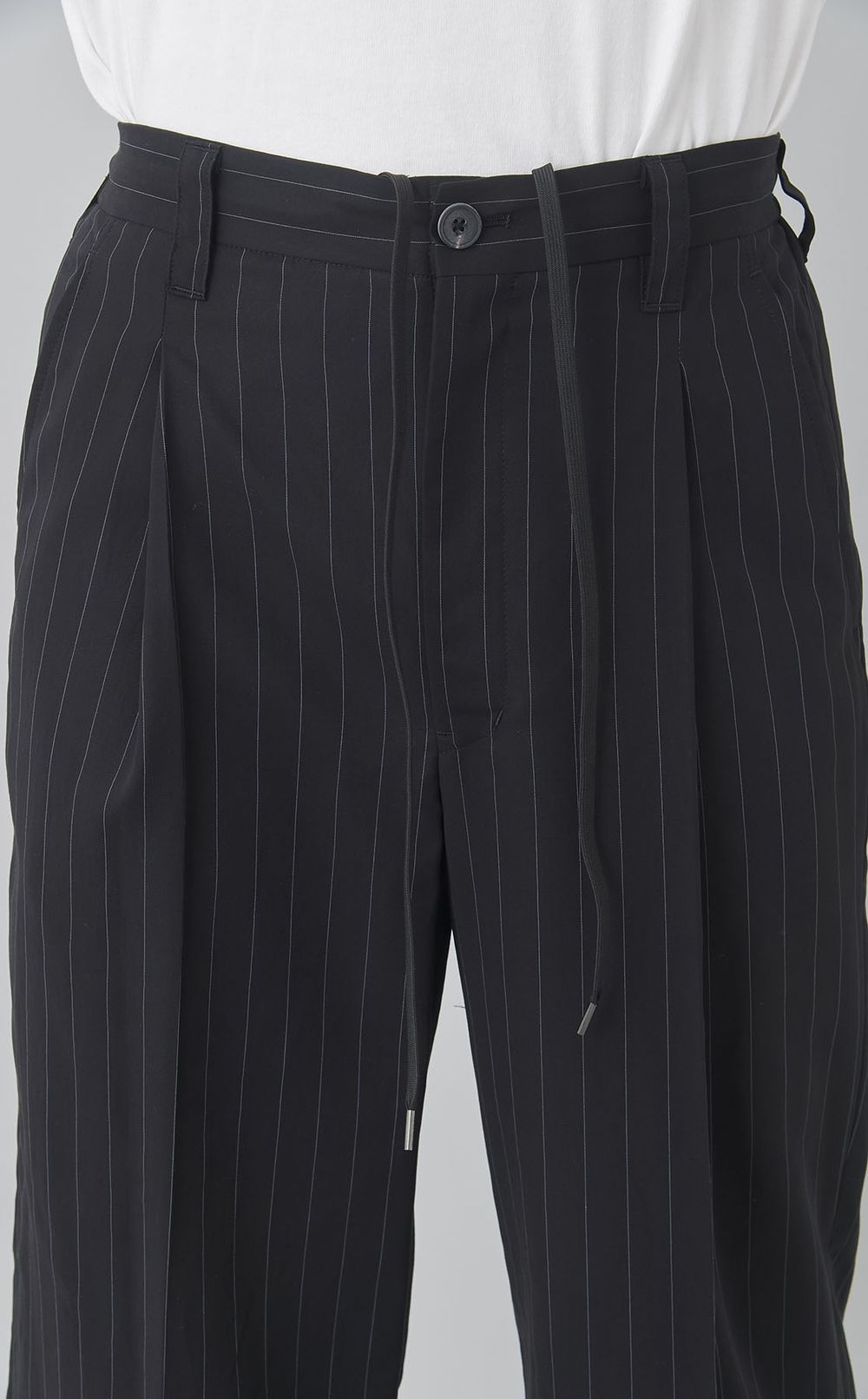 ワンタックワイドパンツ