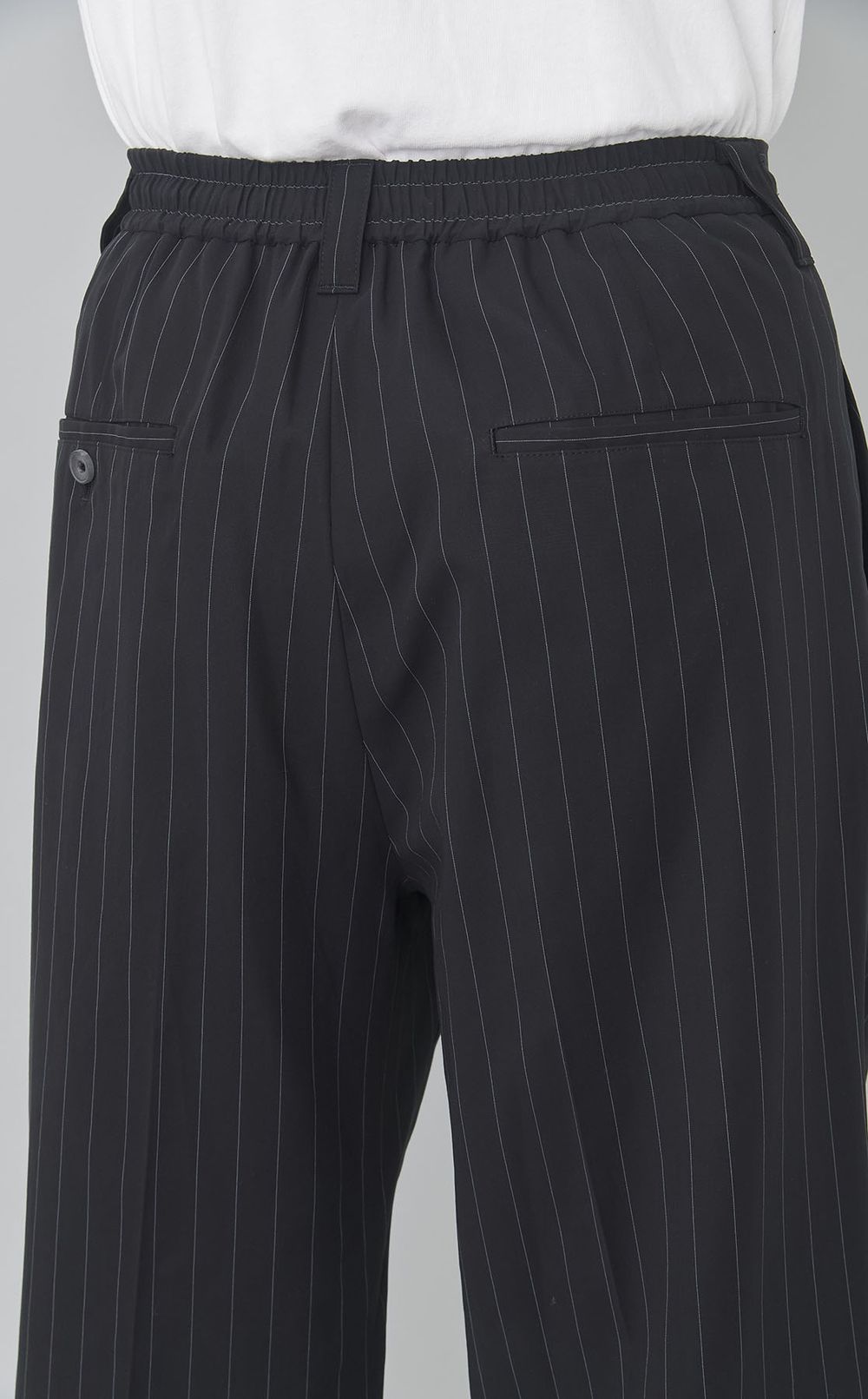 ワンタックワイドパンツ