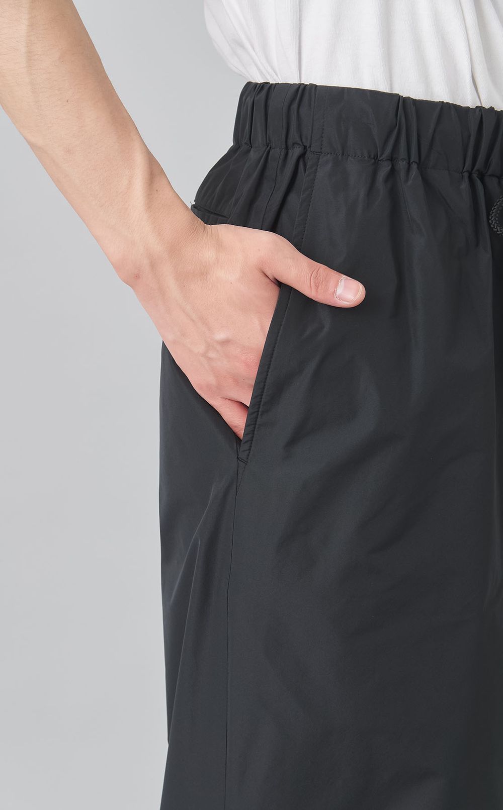 ニータックパンツ