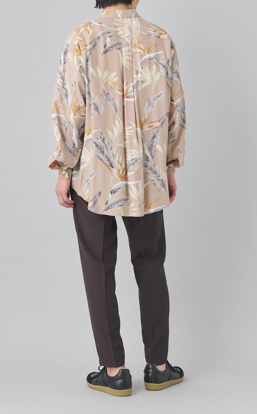 レーヨンボタニカルラウンドヘムシャツ