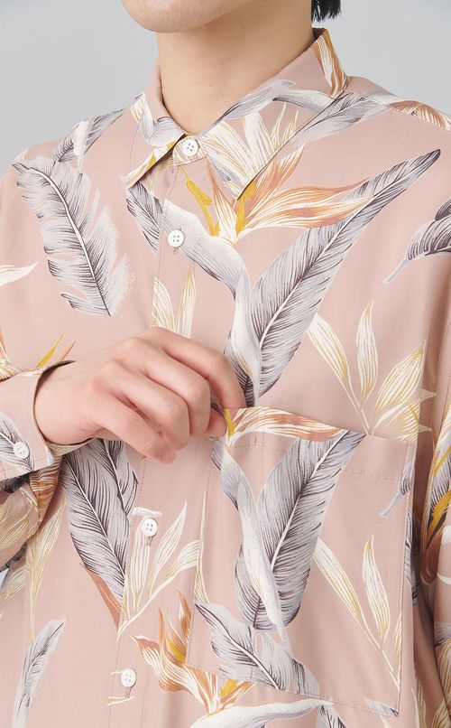 レーヨンボタニカルラウンドヘムシャツ