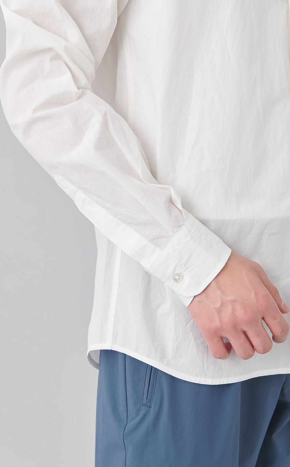 レギュラーカラーシャツ